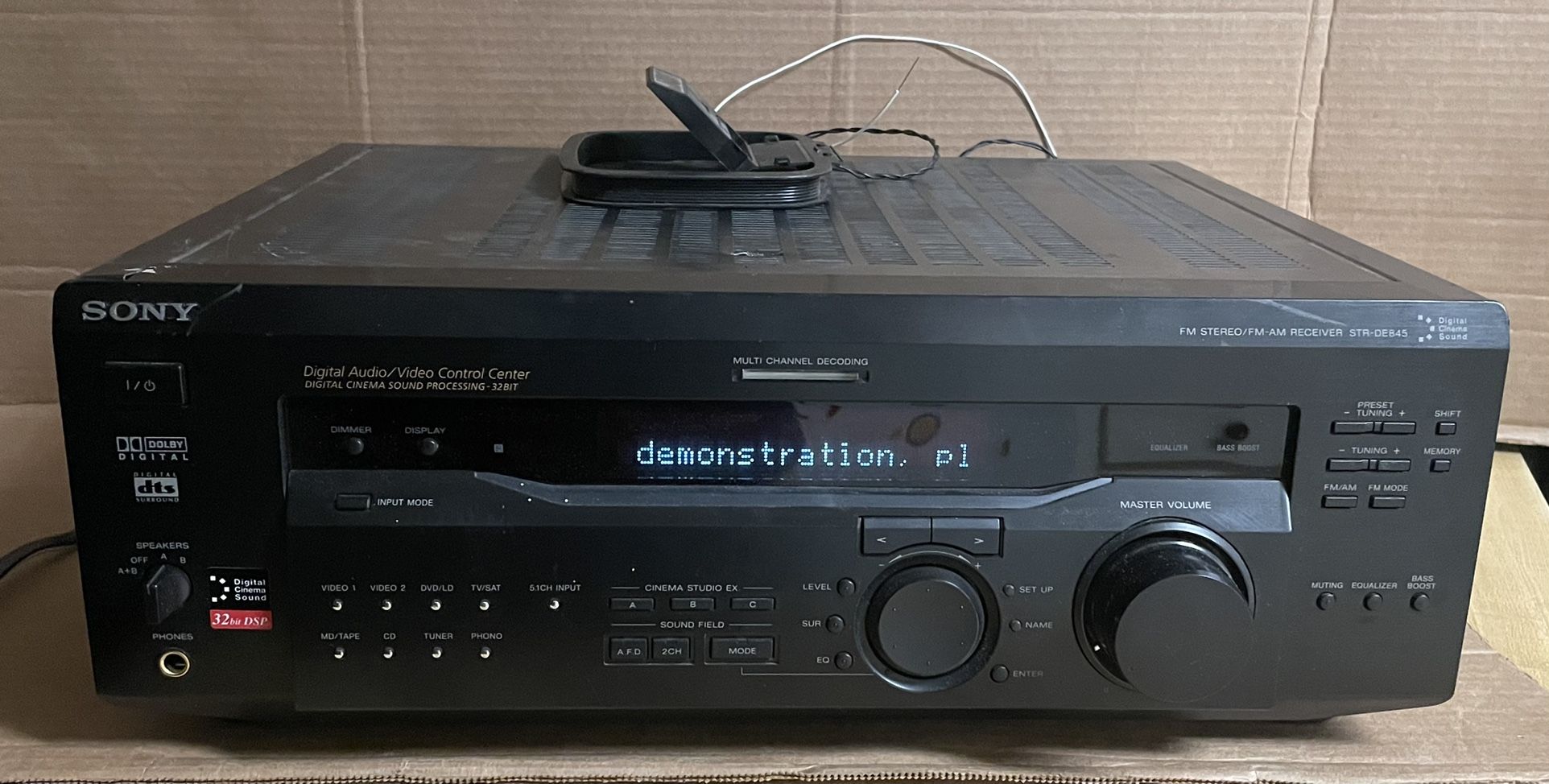 Sony STR DE845 5.1 Channel 100 Watt AM/FM Stereo Receiver No Remote