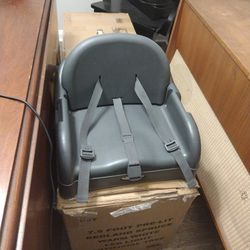 Graco Booster Seat For Dining Table Chair 