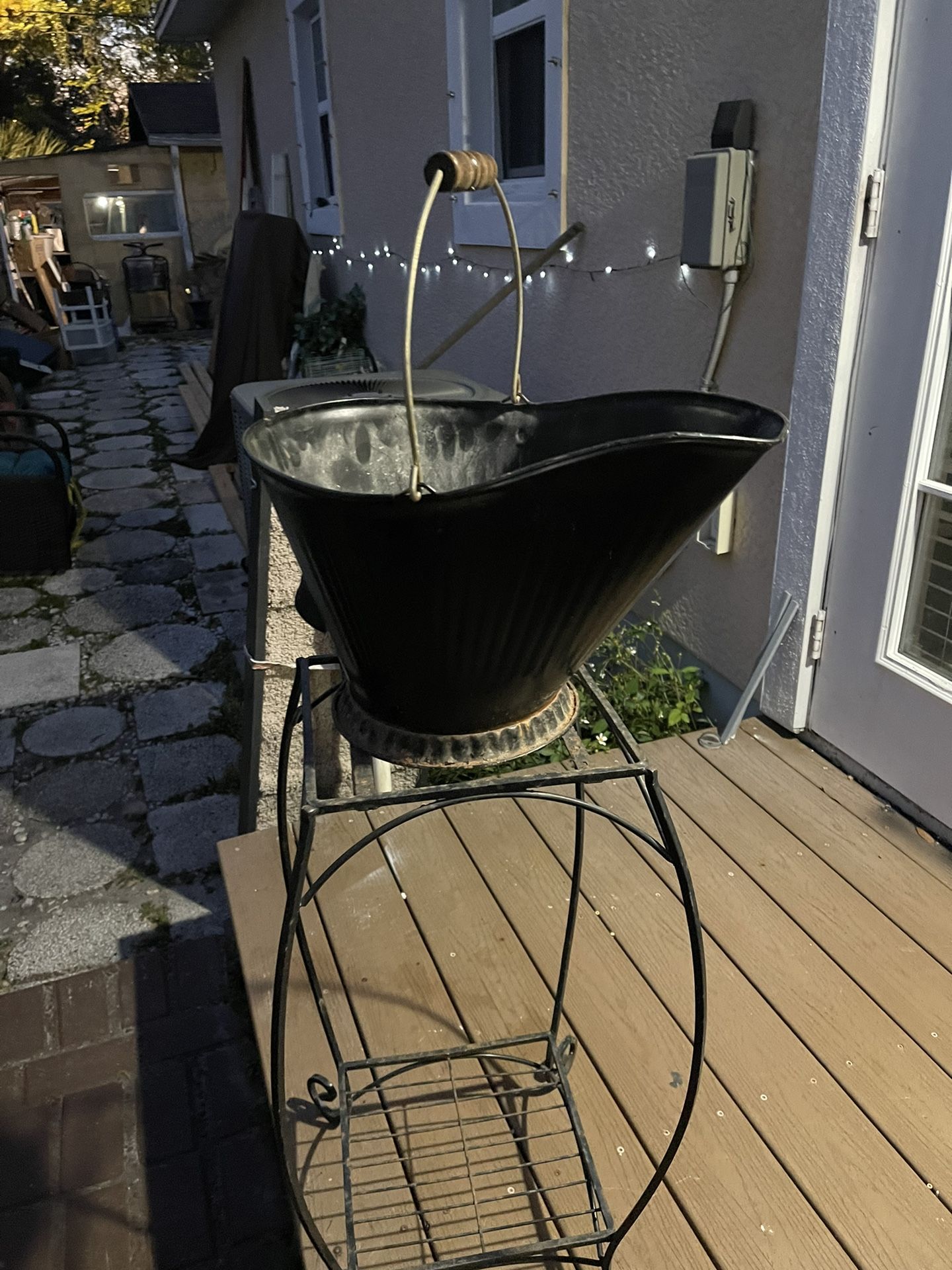 Plant Holder & Bucket