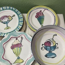 Ice Cream Dessert Plates – Set of 4 with Box