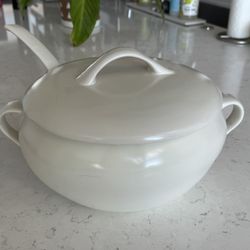Serving Pot