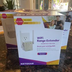 NETGEAR Wi-Fi Range Extender (new)