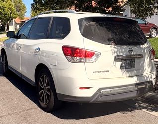 Nissan Pathfinder 2015