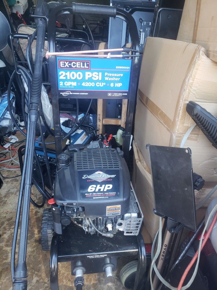 EX CELL 2100 PSI 6HP PRESSURE WASHER. for Sale in Memphis TN