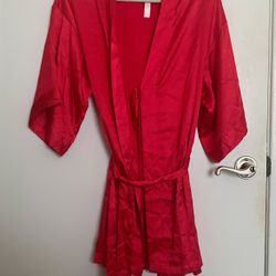 SizeXS/S red Victoria’s Secret robe