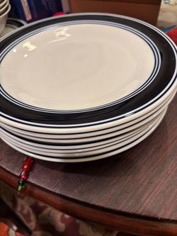 Soup  5 , Salad 3 , Dinner  PLATES 7 galleria area