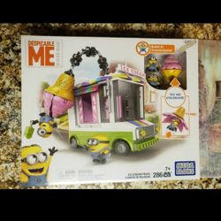 Despicable ME Mega Blocks 