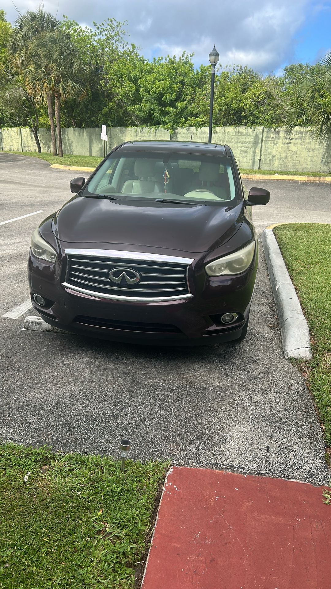 2013 Infiniti Jx35