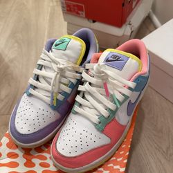 Nike Dunk Low SE- Easter Candy