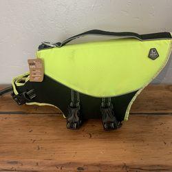 Arcadia Trail Flotation Coat Life Jacket High Visibility Yellow Size Medium NWT