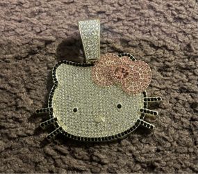 HELLO KITTY GOLD PENDANT