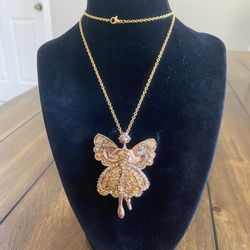 NWOT Rose Gold Fairy Pendant Necklace