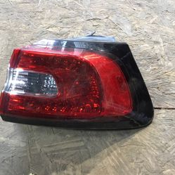 2014-2015 Jeep Grand Cherokee Tail Light