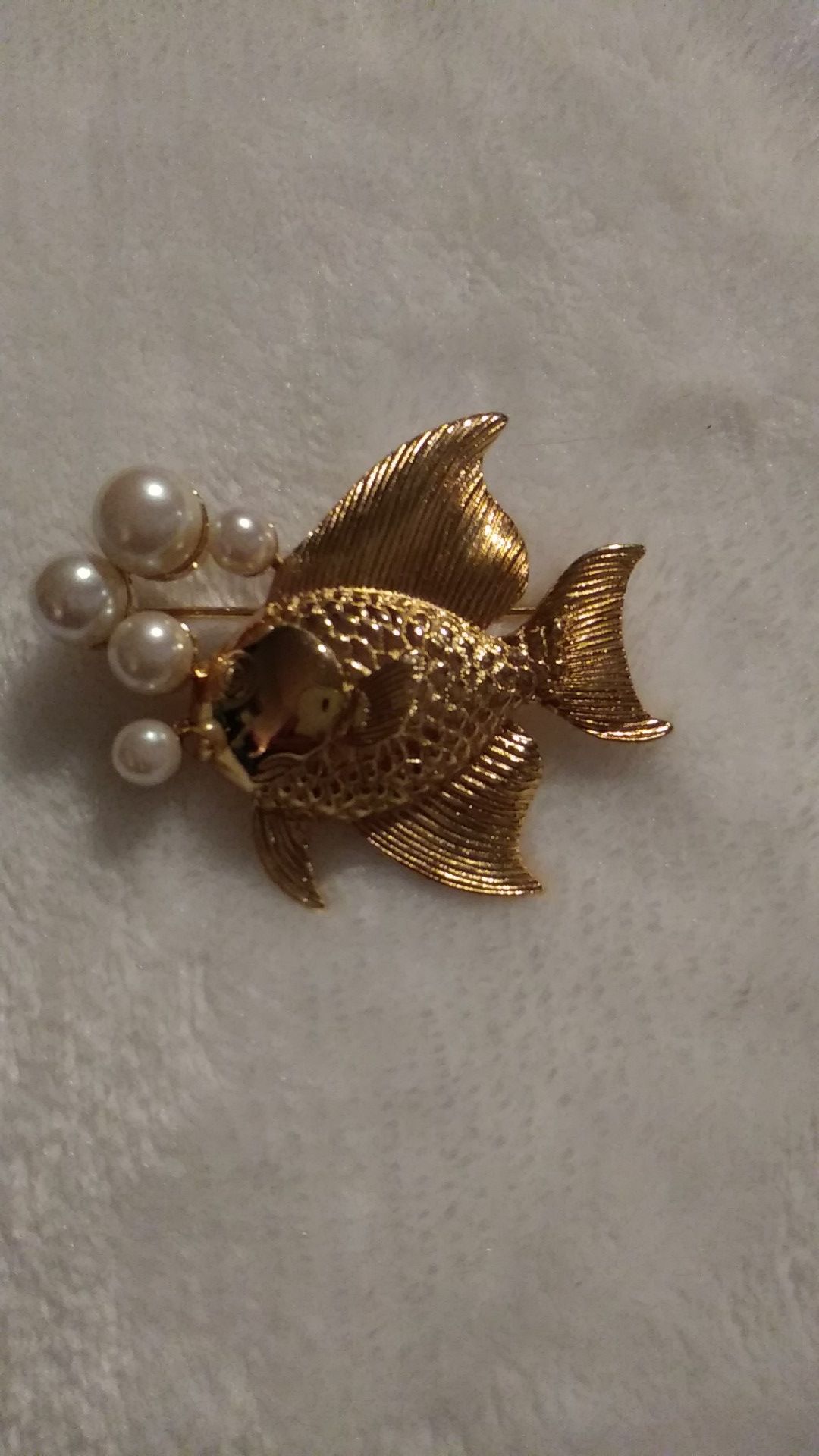 Fish brooch vintage