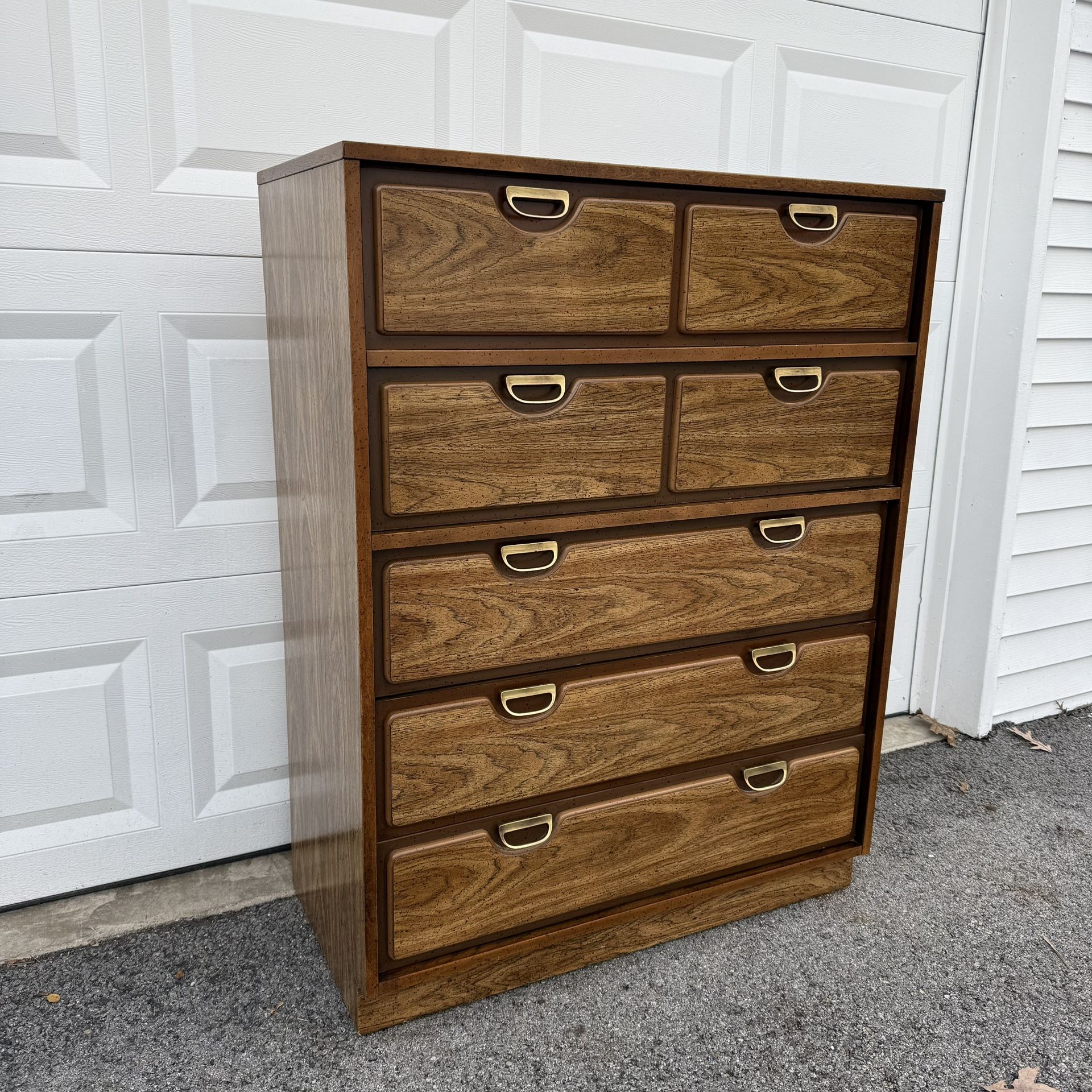 Vintage Bassett Chest of Drawers Dresser 