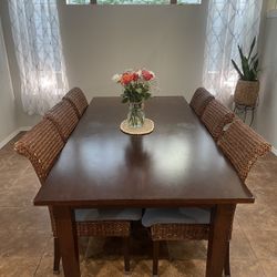 6-8 Person Dinner Table and Chairs 