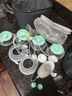 Elvie portable breast pump