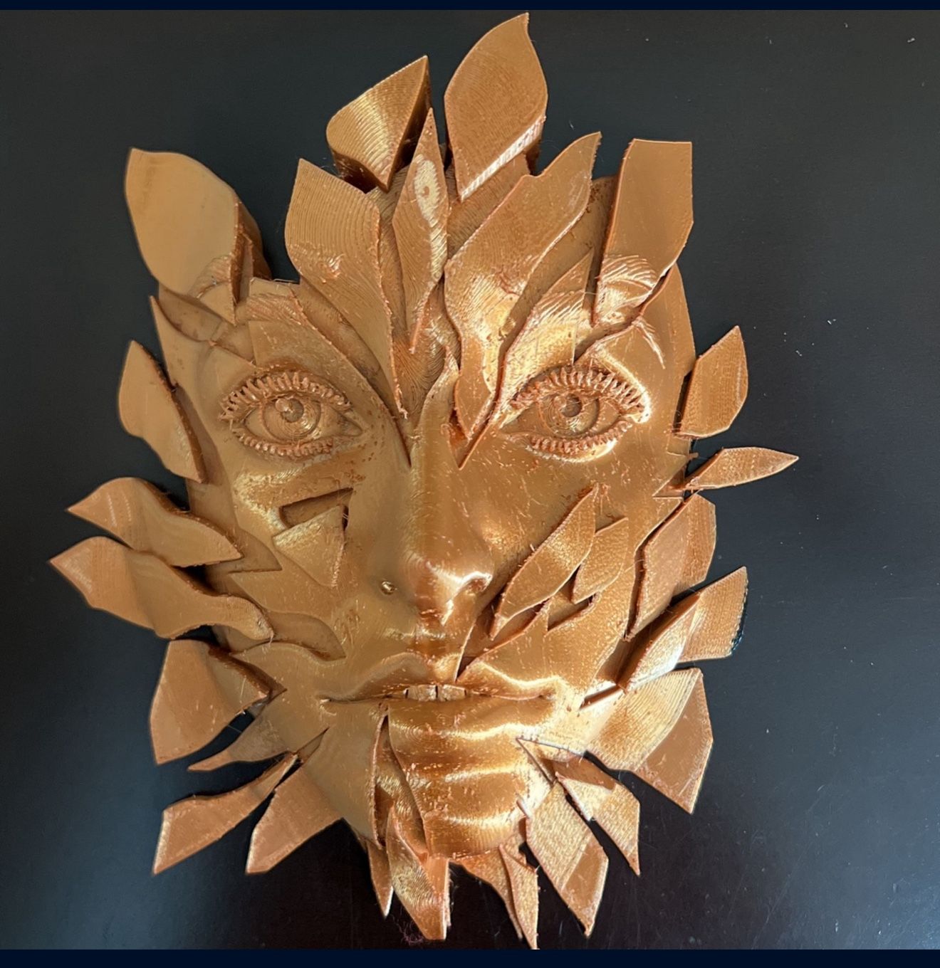 🎭 3D Wall Sculpture – Fragmented Golden Face 🎭