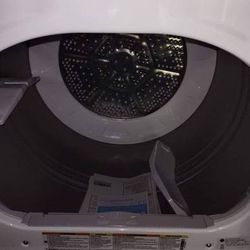 Brand New Electric Washer Dryer Set G. E