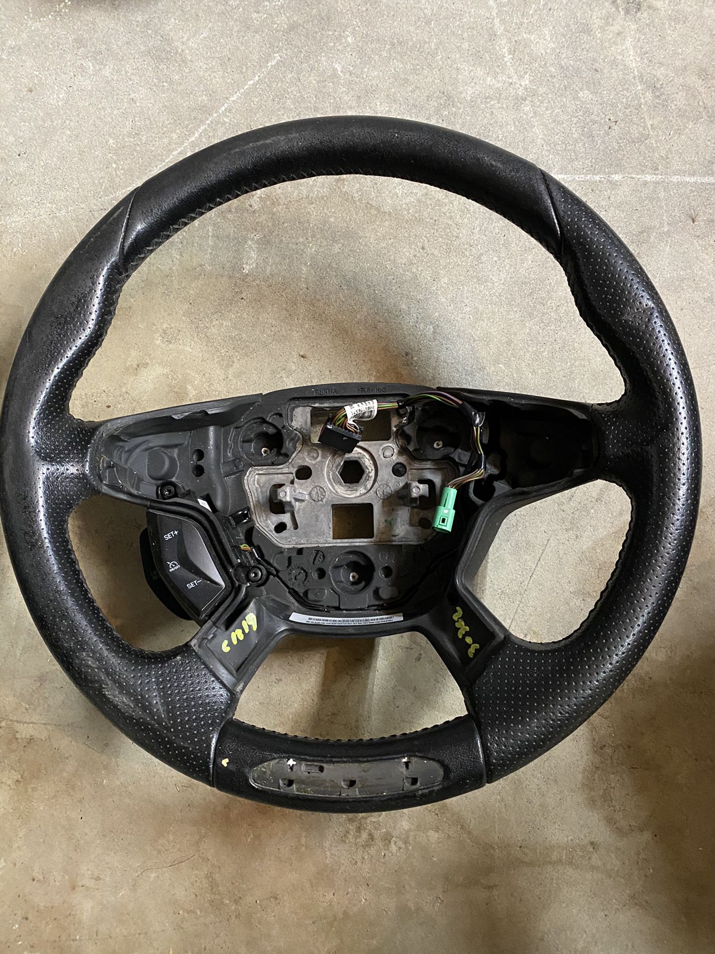 Ford Focus steering wheel