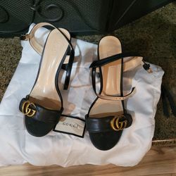 Women's Gucci Shoes