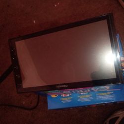 $100 Radios