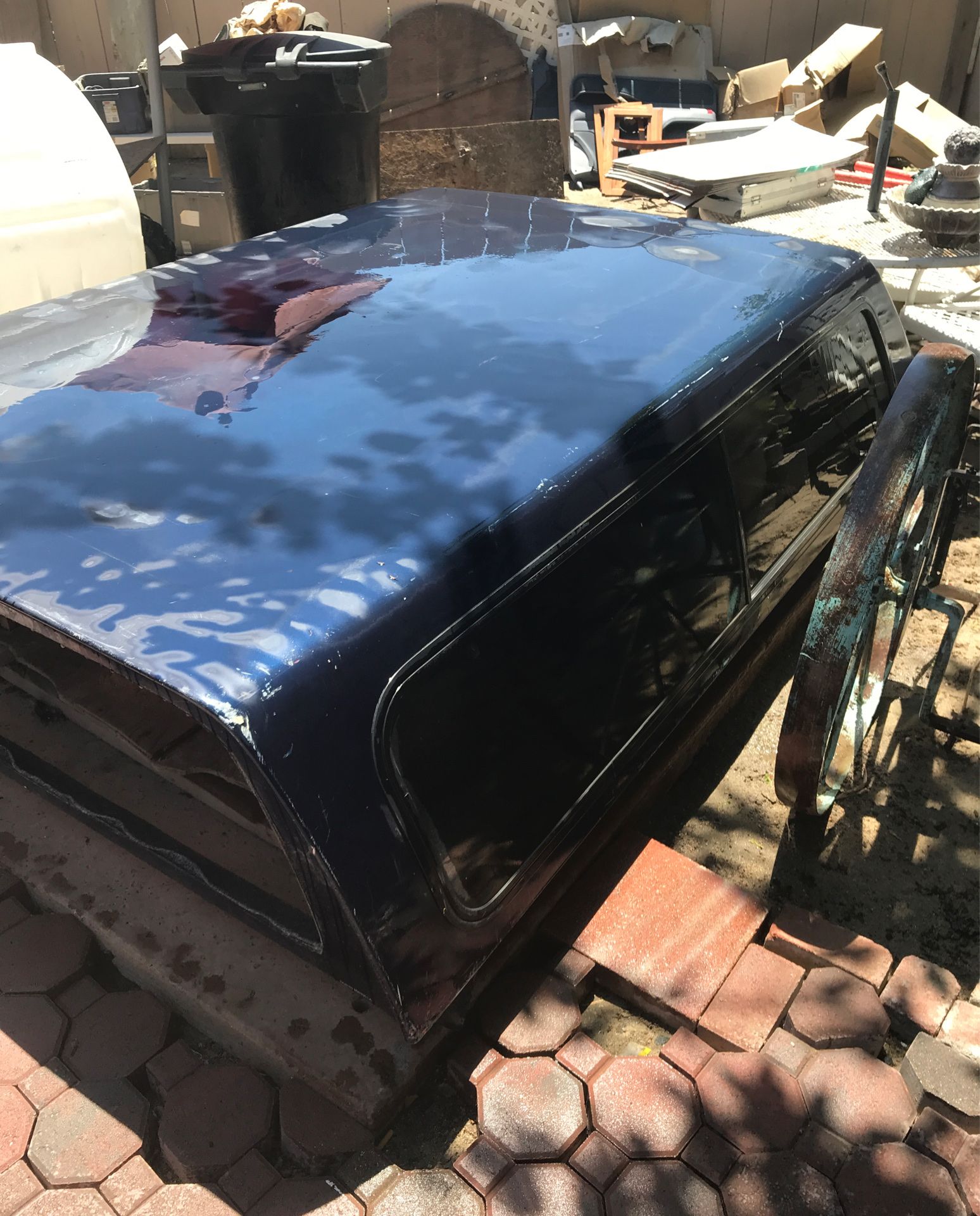 Ford F-150 camper shell. Came of 1991 fits many