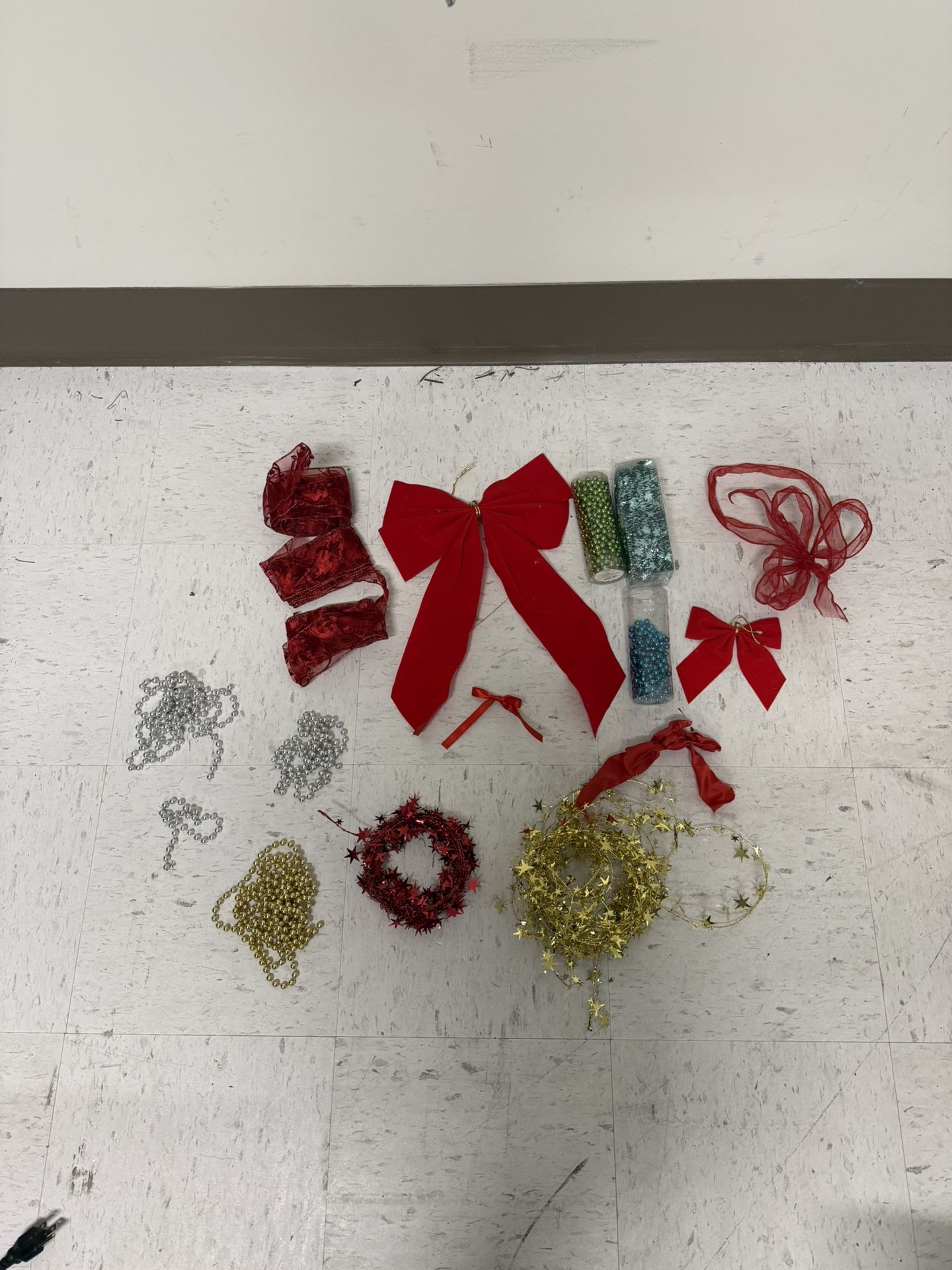 Ribbon, bows, bead lot-17 count