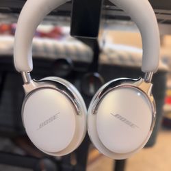 ***Newest Release*** Bose  Ultra Headphones - Diamond Edition