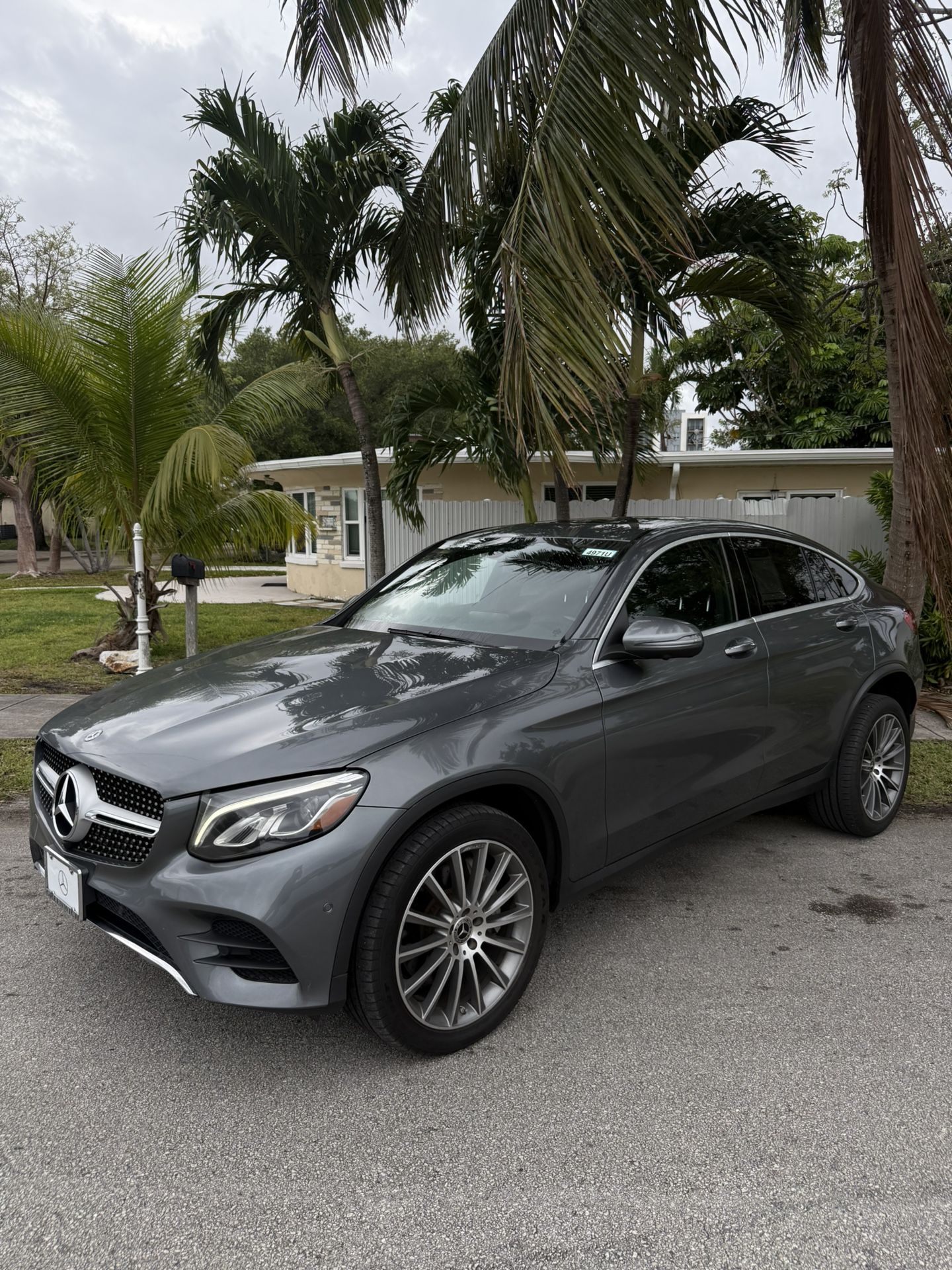 2019 Mercedes-Benz GLC 300