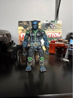 Toybiz Marvel Legends Beast
