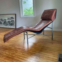 Vintage iconic chaise lounge chair by Tord Bjorklund for Ikea