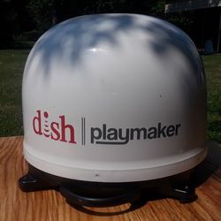 DISH  PLAYMAKER SATELLITE WITH WALLY RECEIVER 
