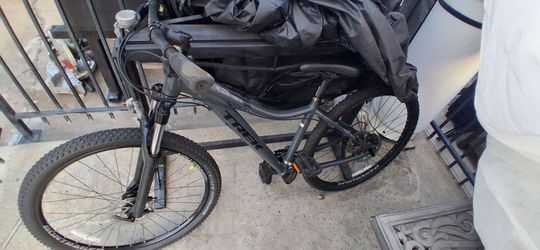 Womens Trek mountain bike