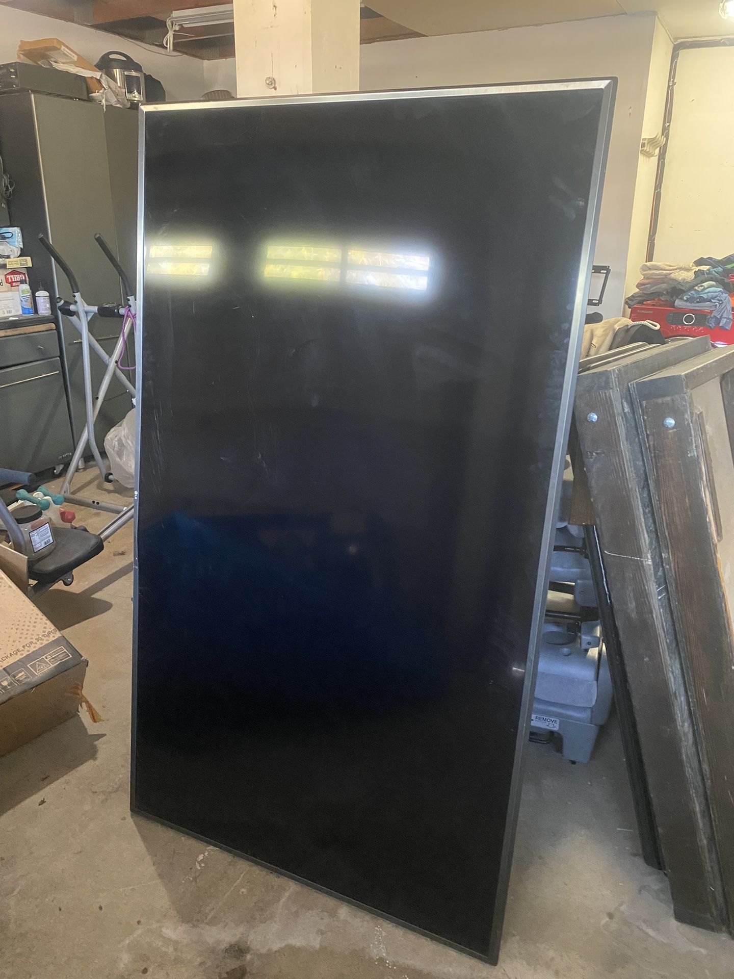 75” LG 4K Smart TV Broken Screen