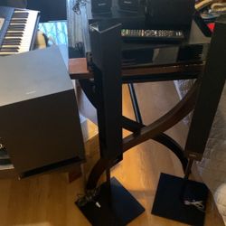Sony Home Theatre System Subwoofer And Two Tower Speakers 
