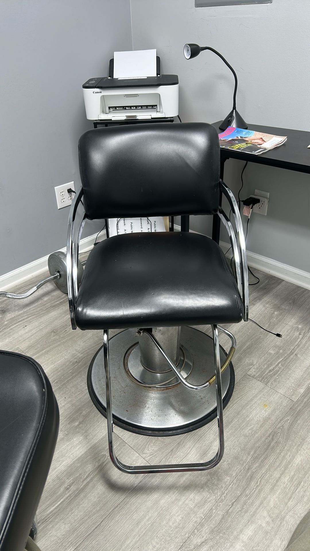 Stylist chair