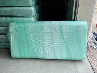 Twin Size Memory Foam Mattress