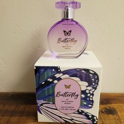 Bath & Body Works Perfume 1.7oz
