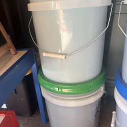 Laundry Detergent & Softner