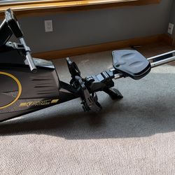 Circuit Fitness Deluxe Foldable Rowing Machine