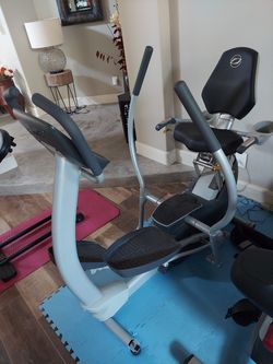 Octane Fitness xR4x Recumbent Elliptical Trainer