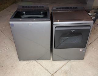 Whirlpool Washer and Gas Dryer