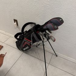 Golf Clubs 
