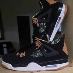 Air Jordan 4
