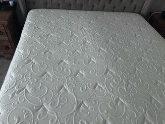 King Size Mattress Therapedic Glassboro