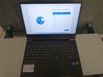 HP Victus Gaming Laptop RTX 3050 / 144Hz / 8GB RAM /Like New