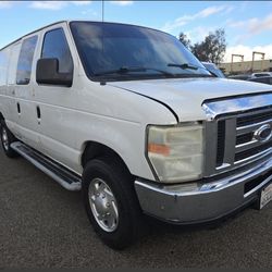 2012 Ford E250