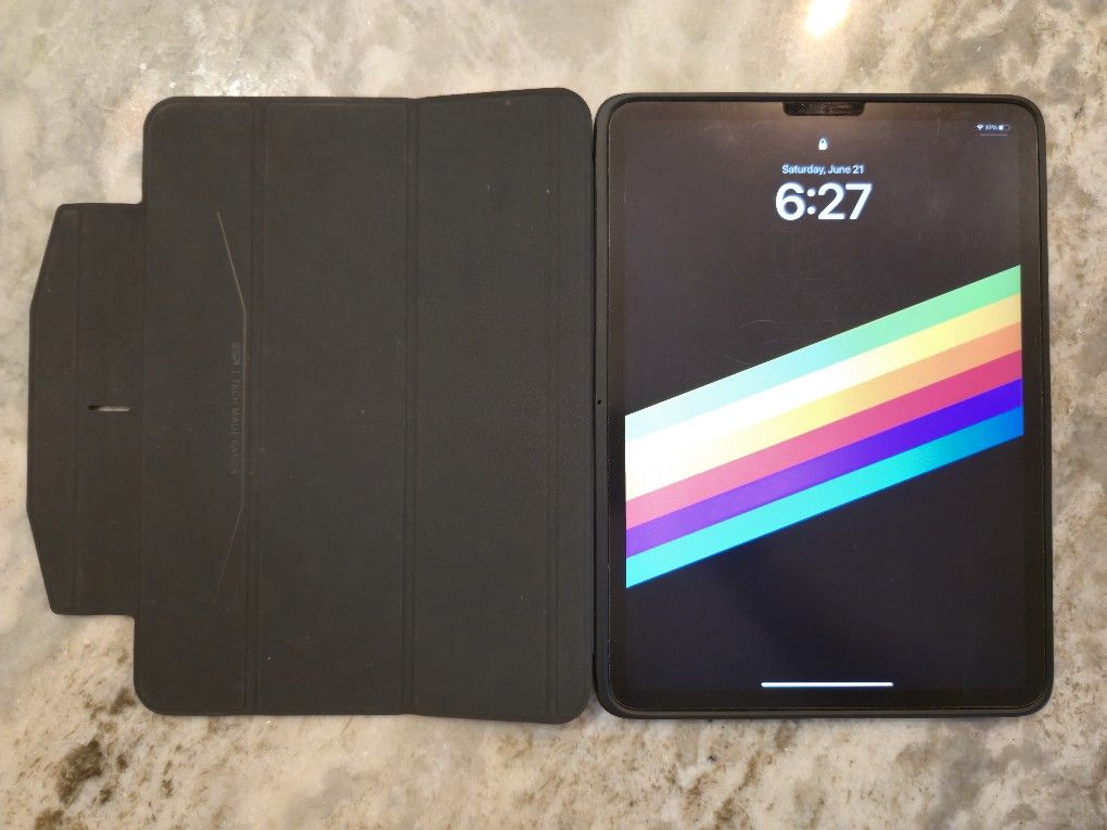 iPad Pro 11" (3rd Gen, M1) - 256GB