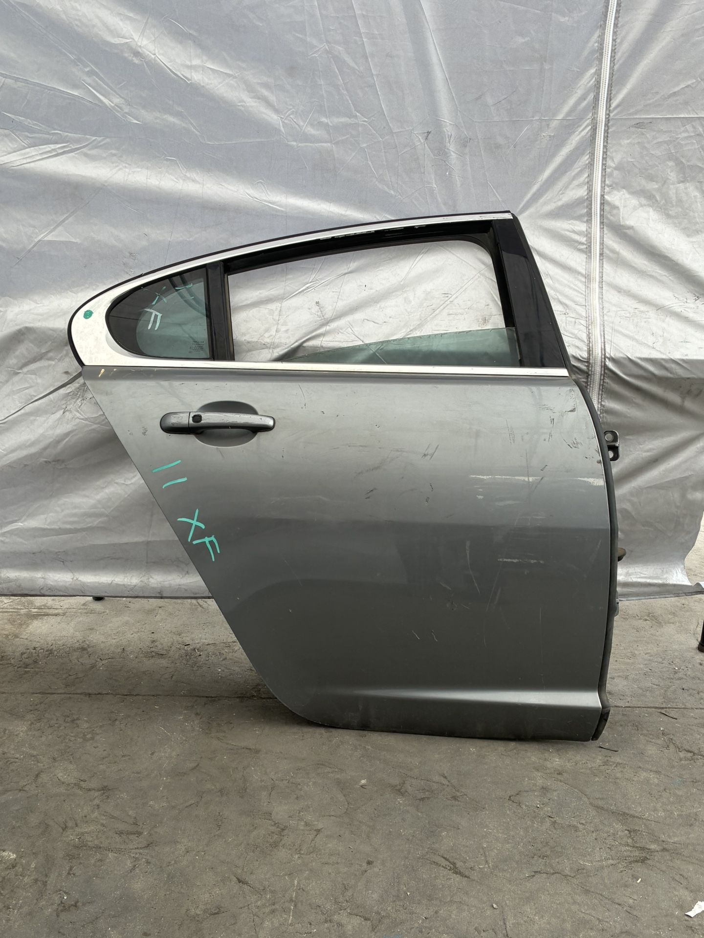 2011 Jaguar Xf Right Rear Door